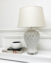 Load image into Gallery viewer, Henrietta Table Lamp
