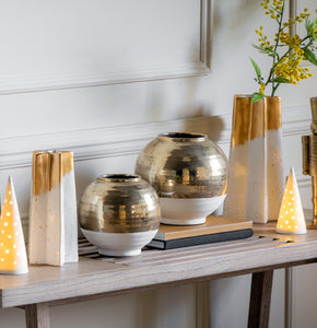 Bermuda Vase | Available in Two Sizes