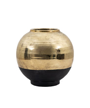 Load image into Gallery viewer, Hamilton Vase | Available in Two Sizes
