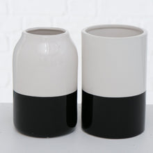 Load image into Gallery viewer, Monochrome Vase Set
