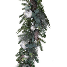 Load image into Gallery viewer, Bauble Garland
