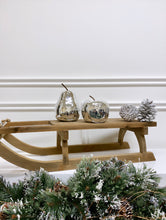 Load image into Gallery viewer, Silver Apple &amp; Pear
