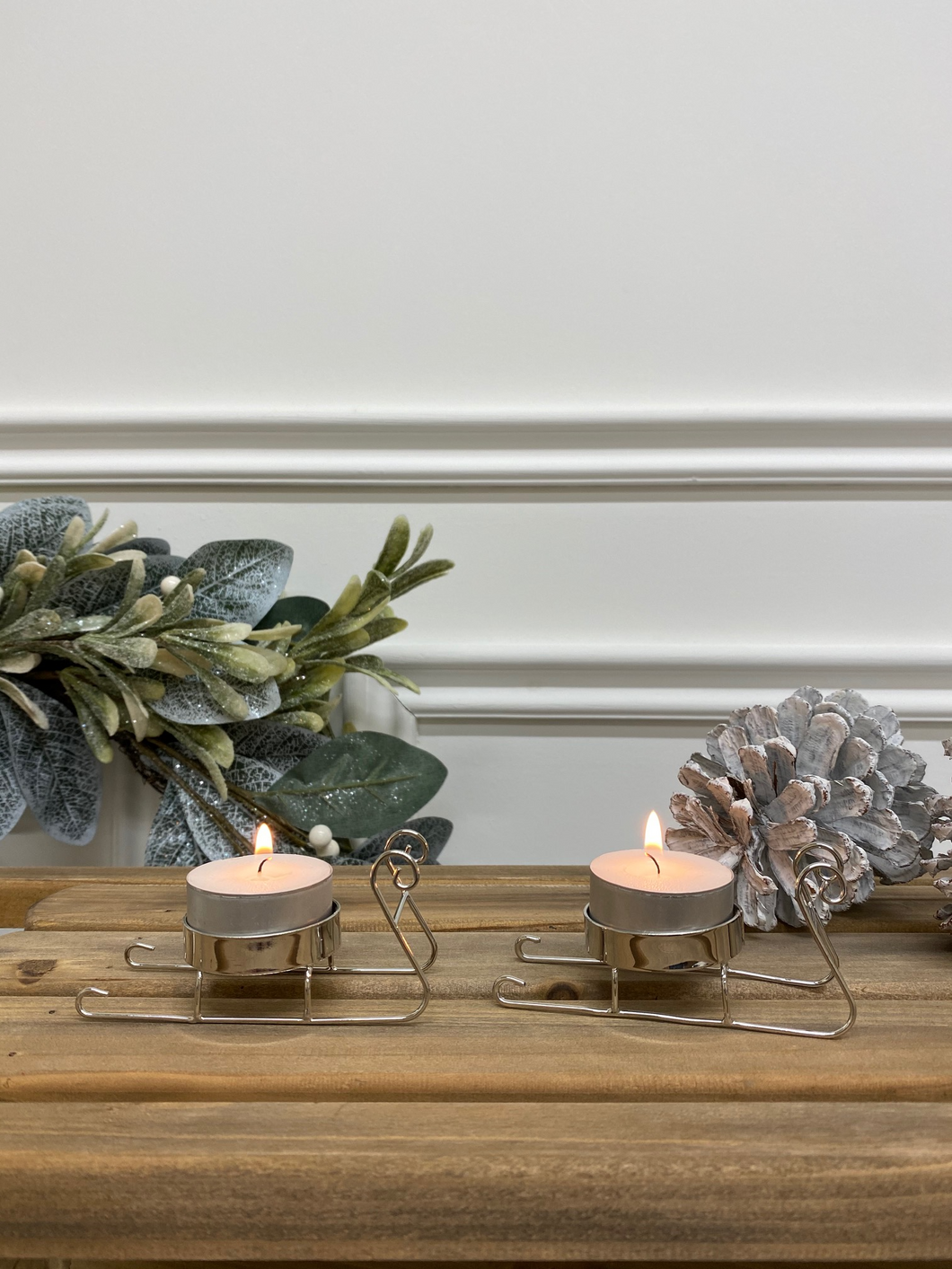 Set of 2 Christmas Sleigh Tea Light Holders