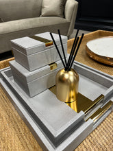 Load image into Gallery viewer, Matte Gold Diffuser | White Sandalwood
