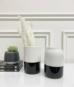 Monochrome Vase Set