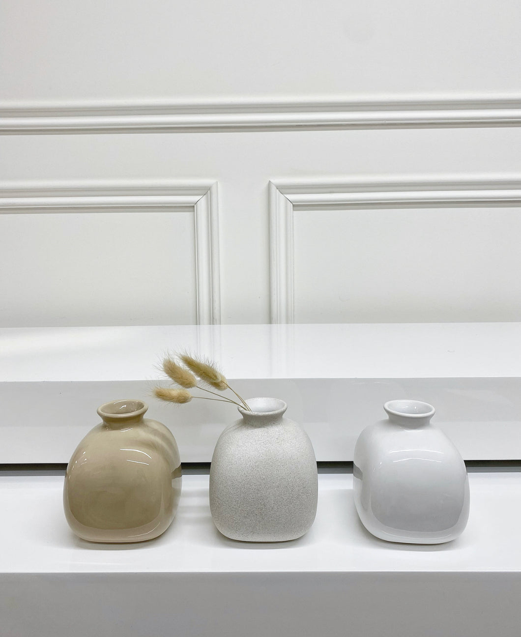 Laro Bud Vase (Available in Three Colours)