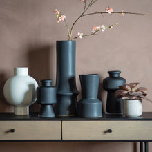 Load image into Gallery viewer, Lexton Vase
